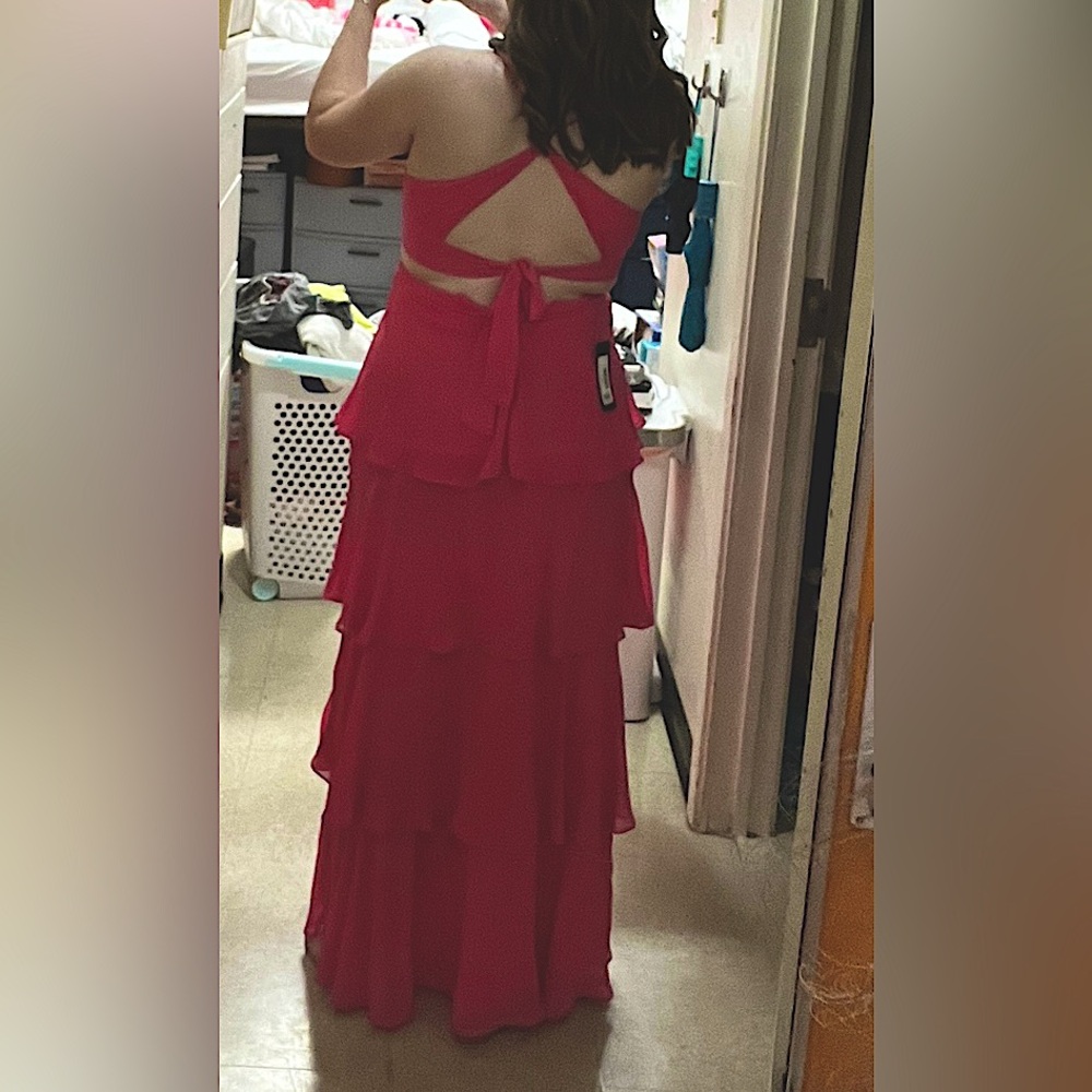 Pink Lulus dress - Picture 2 of 2